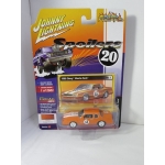 Johnny Lightning 1:64 Chevrolet Monte Carlo 1985 orange
